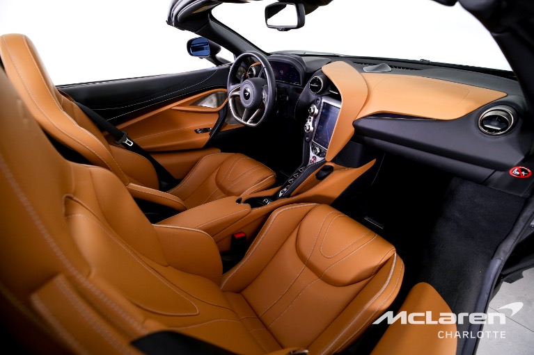 Used-2022-McLaren-720S-Spider-LUXURY