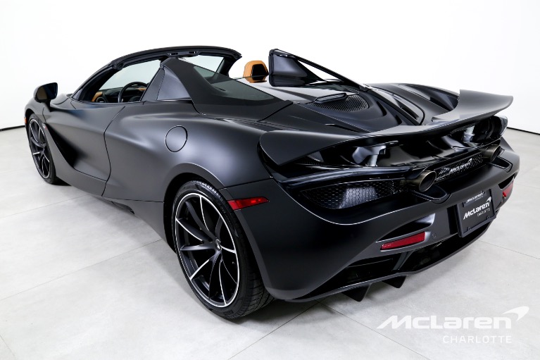 Used-2022-McLaren-720S-Spider-LUXURY