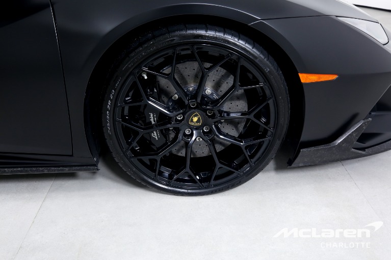Used-2020-Lamborghini-Huracan-LP-640-4-EVO-Spyder