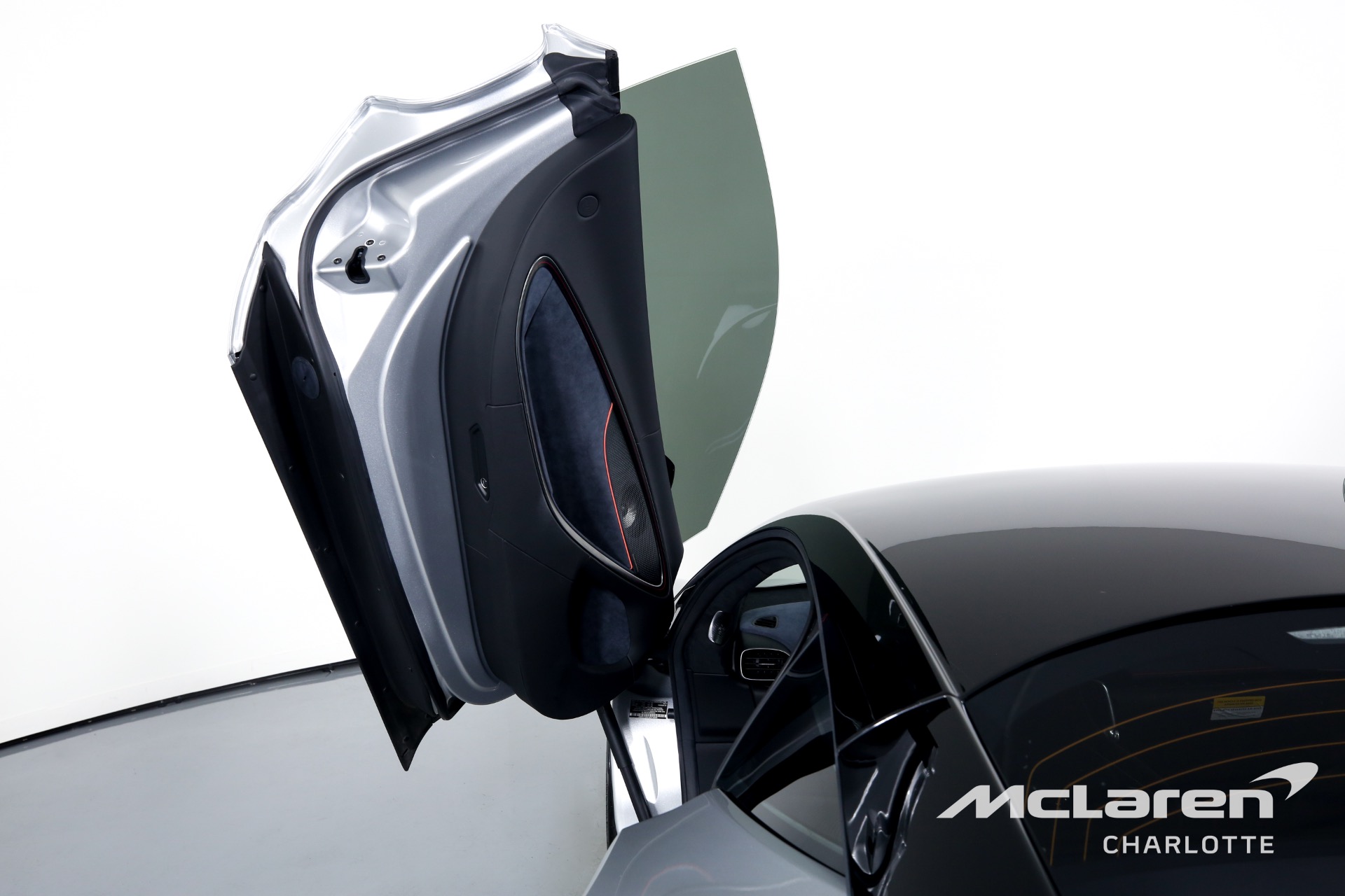 Used 2023 McLaren Artura | Charlotte, NC