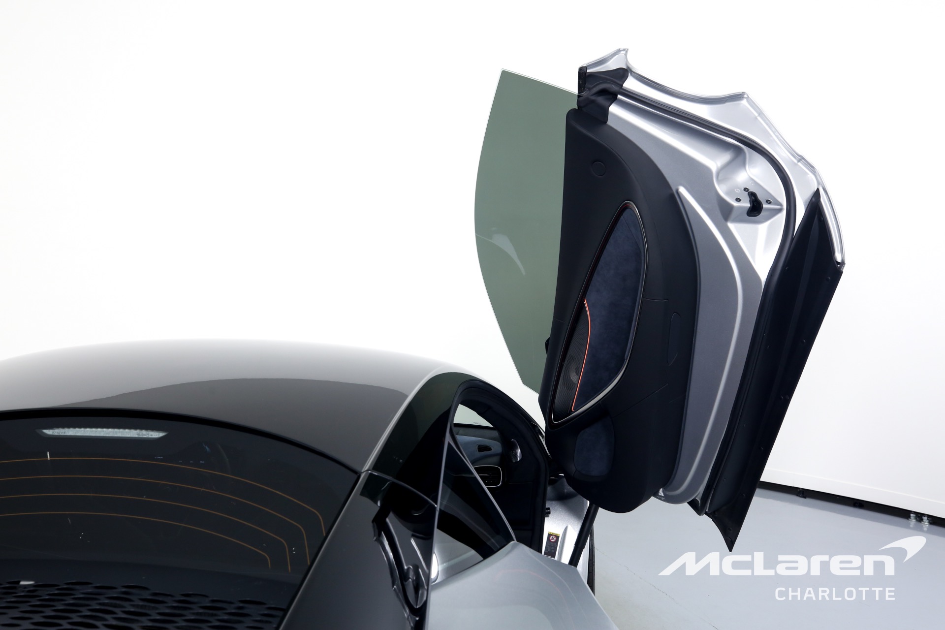 Used 2023 McLaren Artura | Charlotte, NC