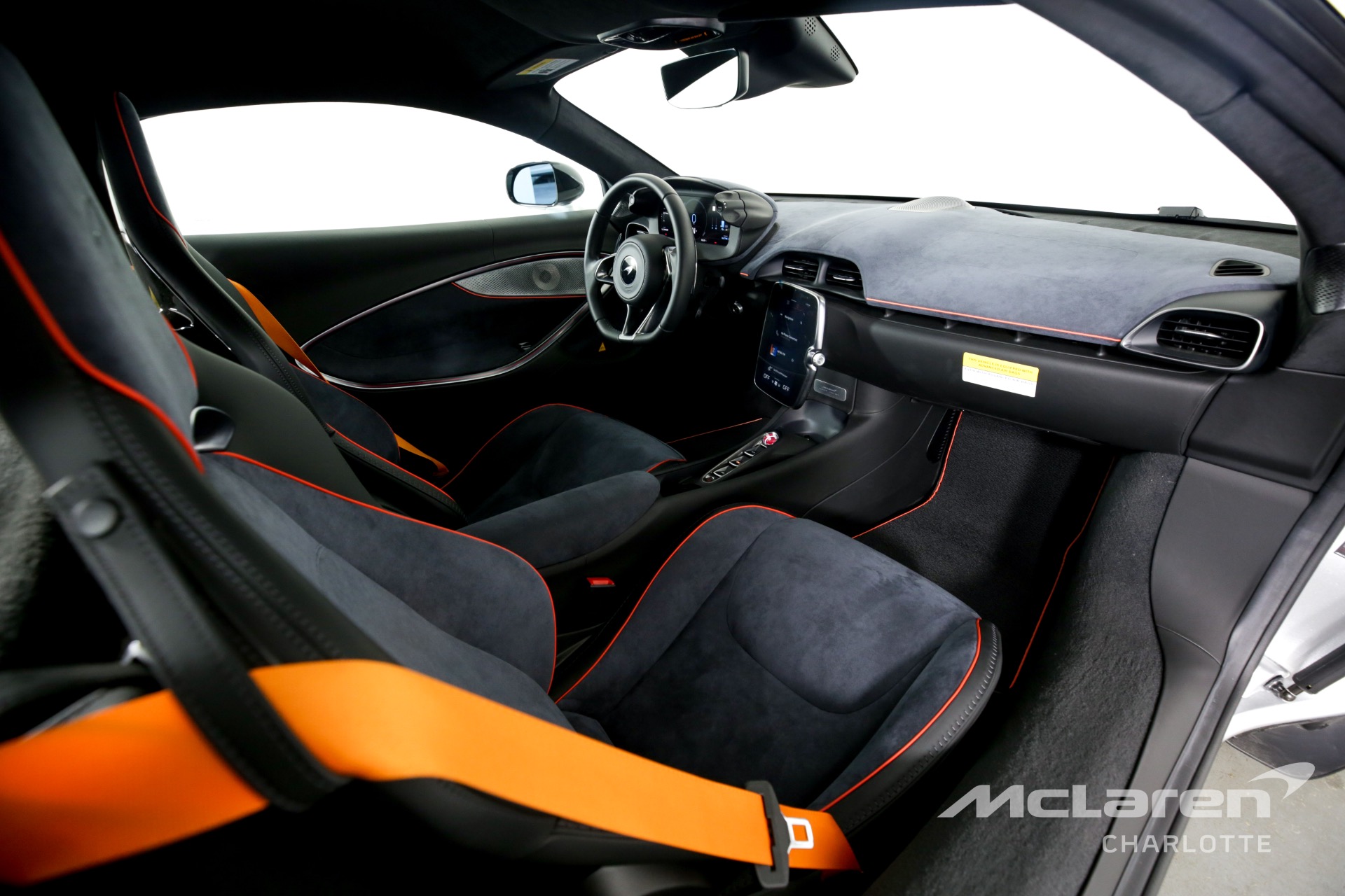 Used 2023 McLaren Artura | Charlotte, NC