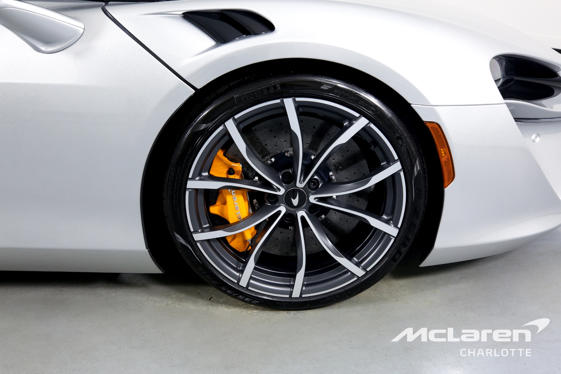 Used 2023 McLaren Artura | Charlotte, NC