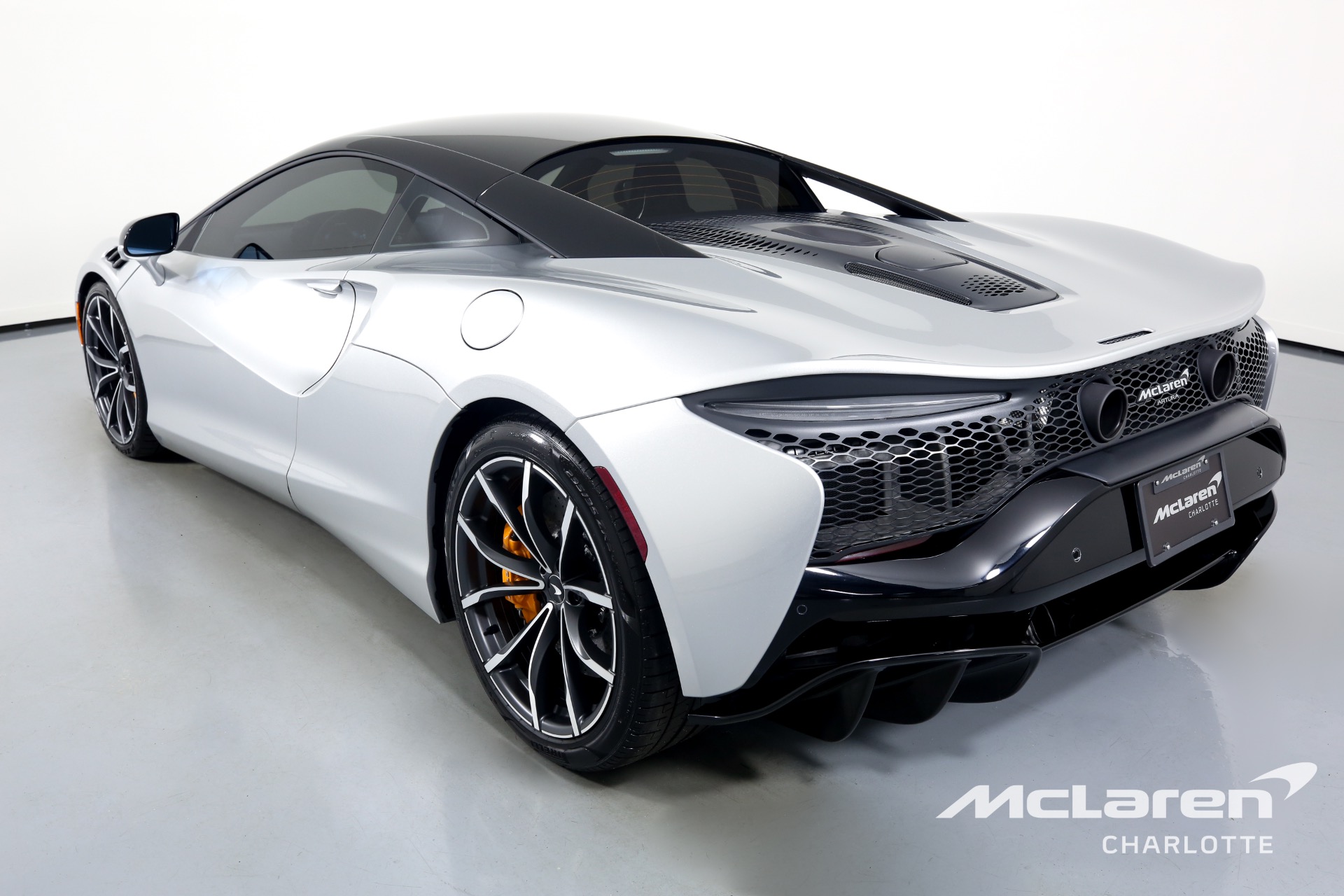 Used 2023 McLaren Artura | Charlotte, NC