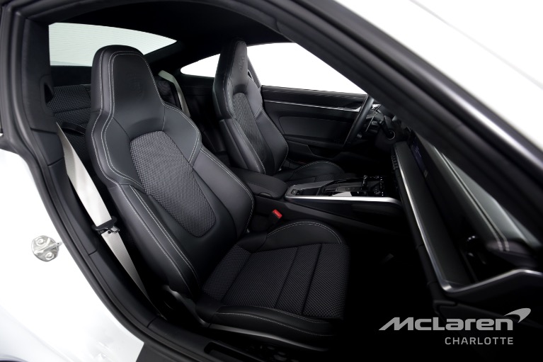 Used-2021-Porsche-911-Turbo