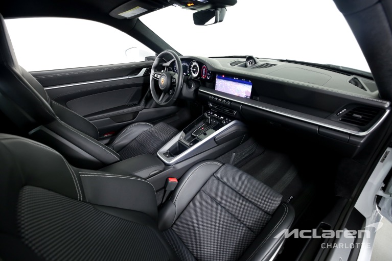 Used-2021-Porsche-911-Turbo
