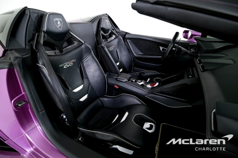 Used-2022-Lamborghini-Huracan-LP-610-2-EVO-Spyder