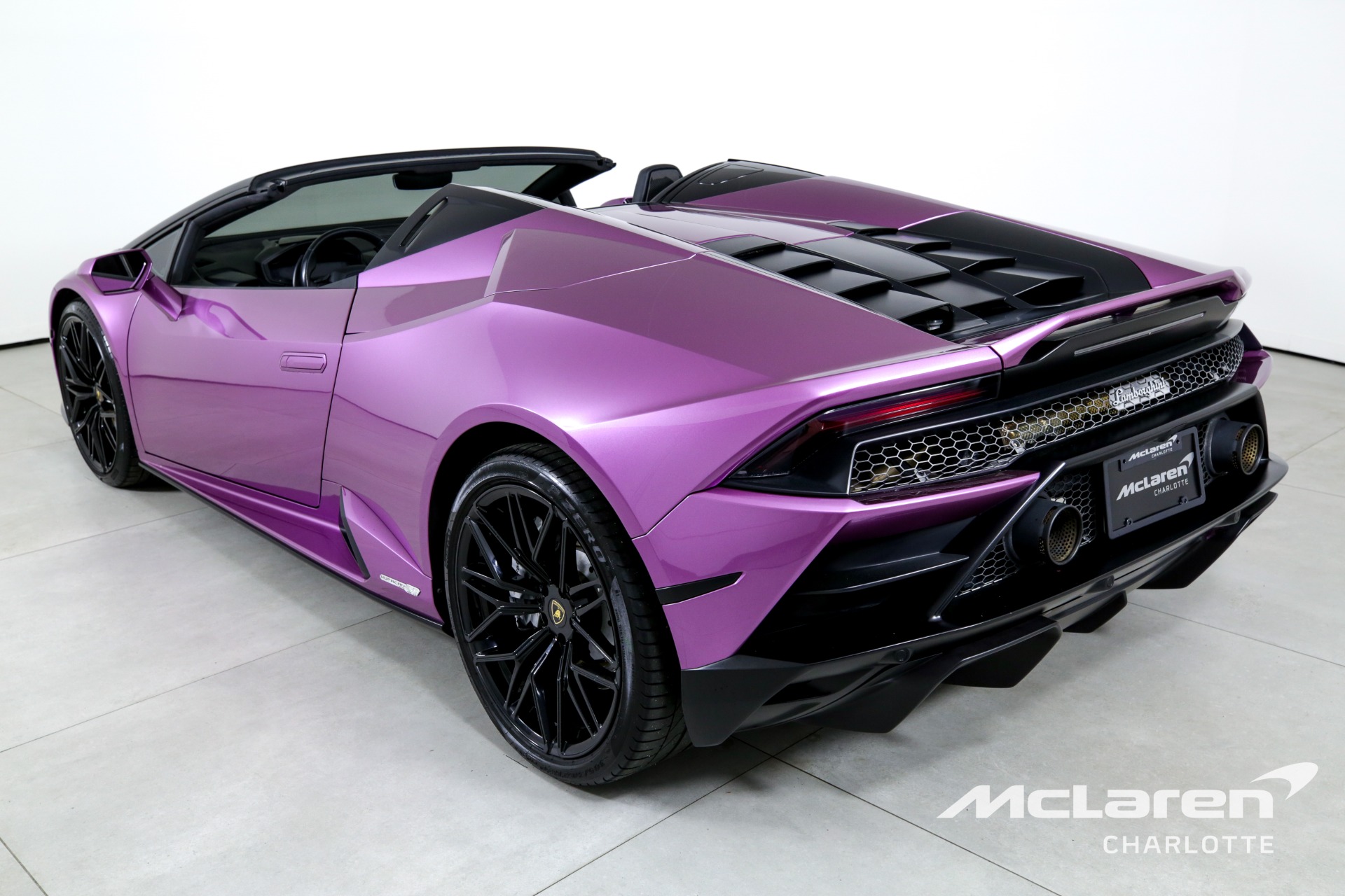 Used 2022 Lamborghini Huracan LP 610-2 EVO Spyder | Charlotte, NC