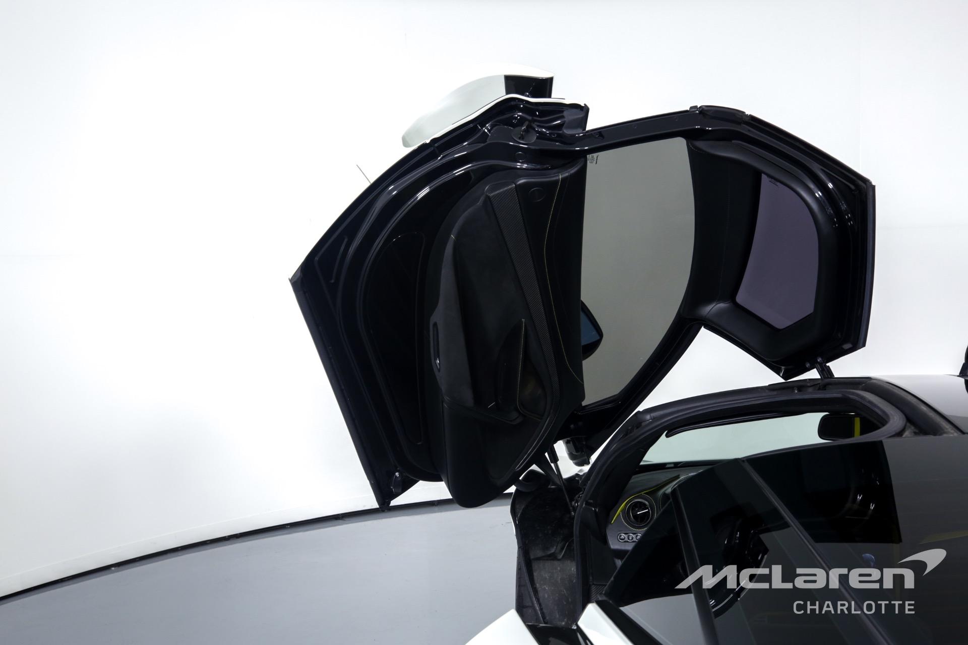 Used 2018 McLaren 720S Performance | Charlotte, NC