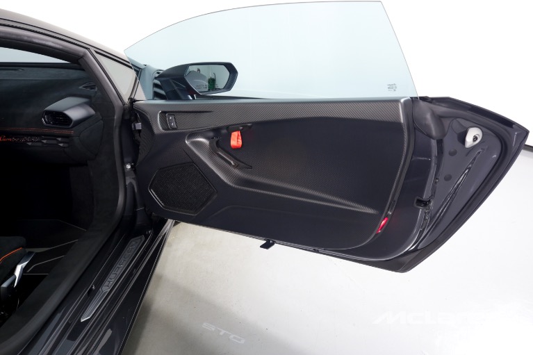 Used-2022-Lamborghini-Huracan-LP-640-4-STO