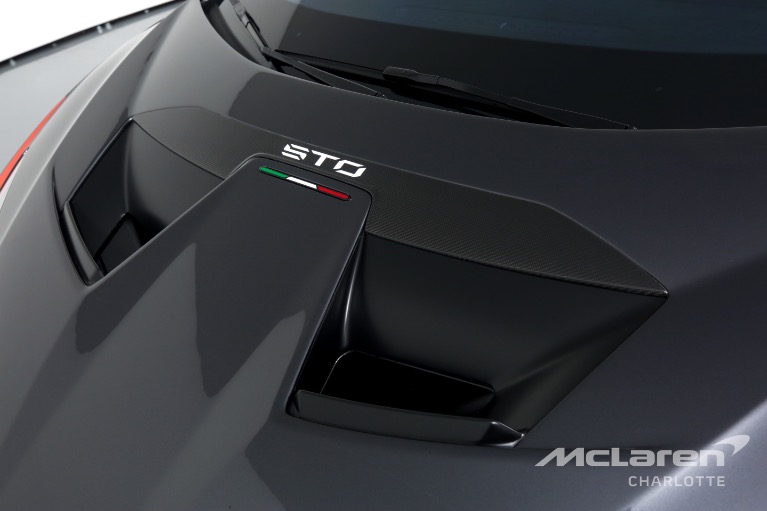 Used-2022-Lamborghini-Huracan-LP-640-4-STO