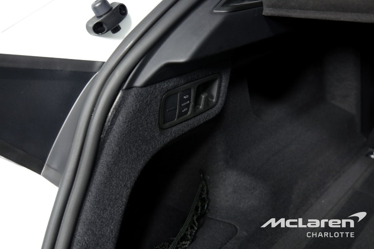 Used-2020-Lamborghini-Urus
