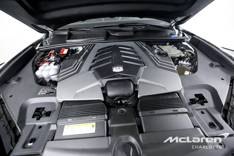 Used-2020-Lamborghini-Urus