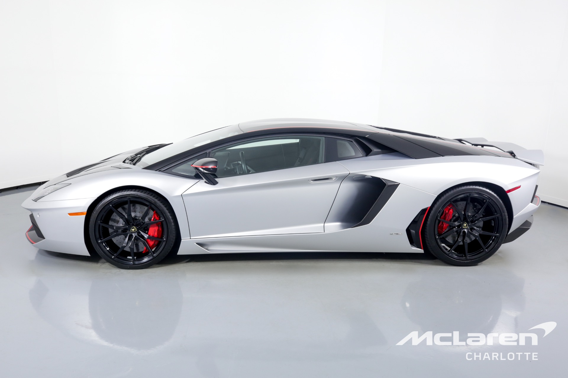 Used 2016 Lamborghini Aventador LP 700-4 Pirelli Edition | Charlotte, NC
