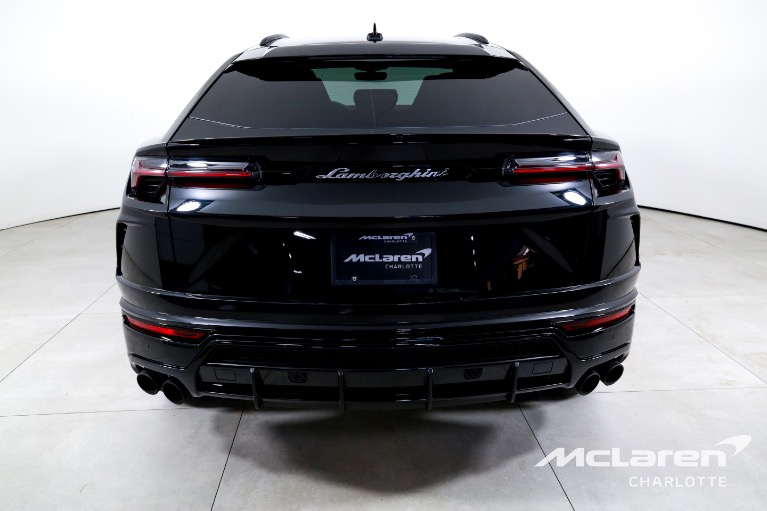 Used-2021-Lamborghini-Urus