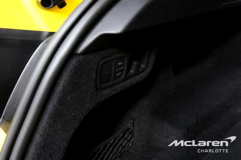 Used-2021-Lamborghini-Urus
