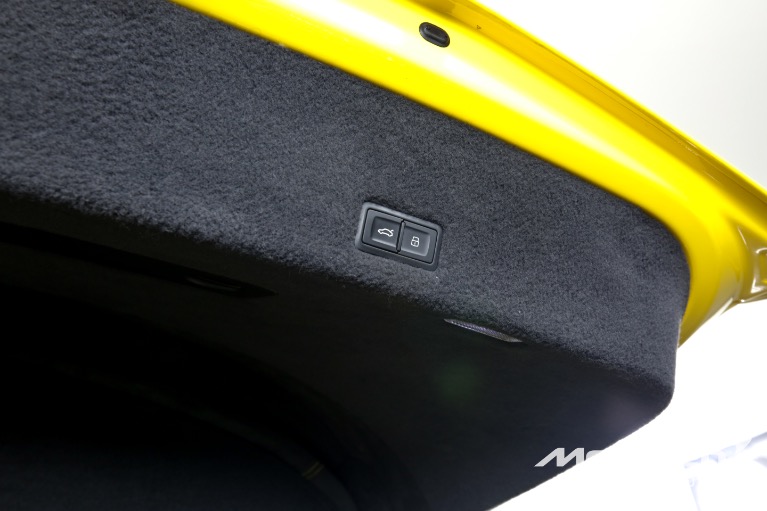 Used-2021-Lamborghini-Urus