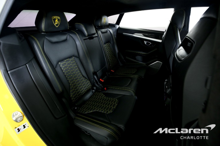 Used-2021-Lamborghini-Urus