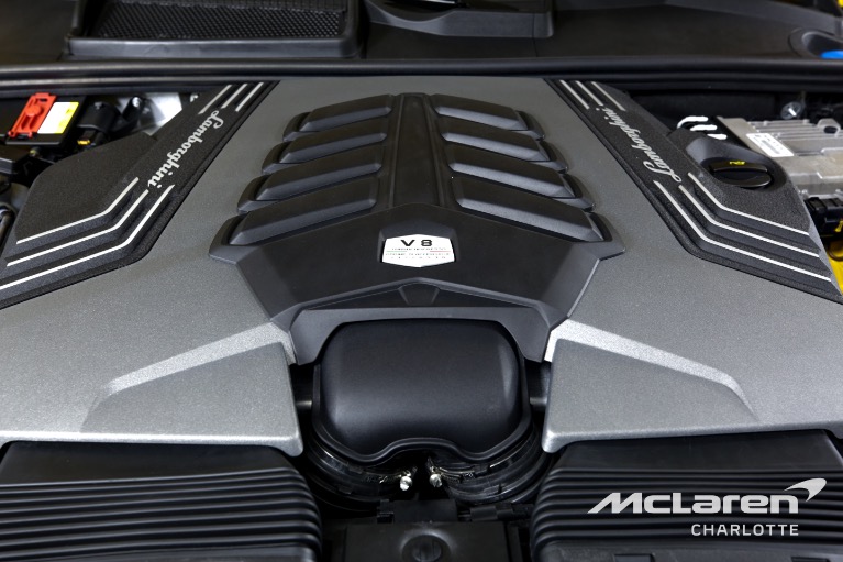 Used-2021-Lamborghini-Urus
