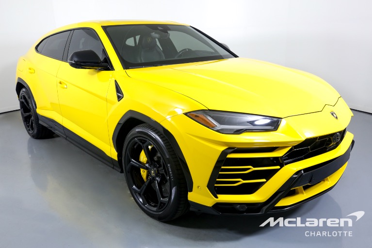 Used-2019-Lamborghini-Urus