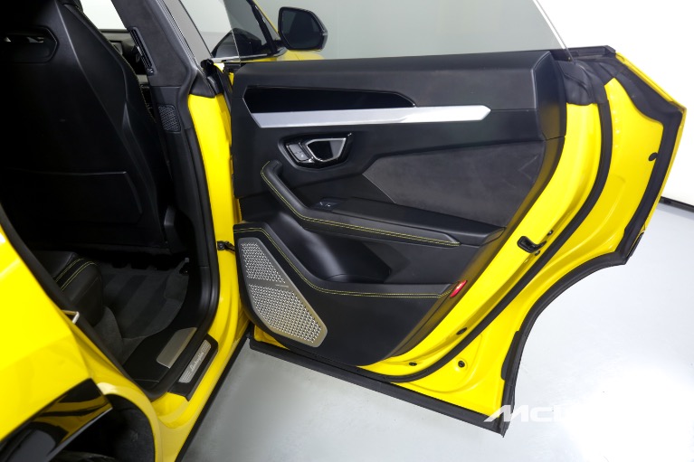 Used-2019-Lamborghini-Urus
