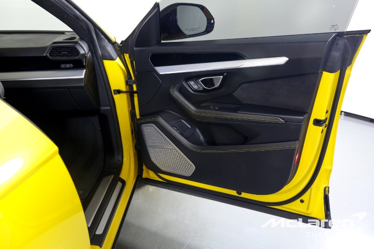Used-2019-Lamborghini-Urus