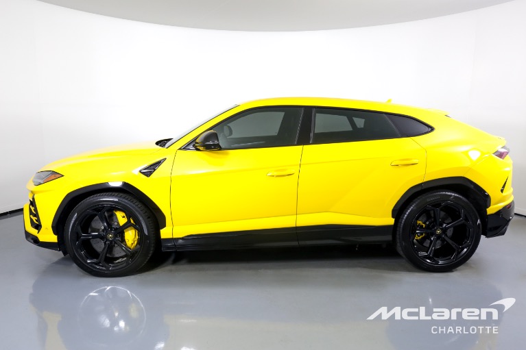 Used-2019-Lamborghini-Urus