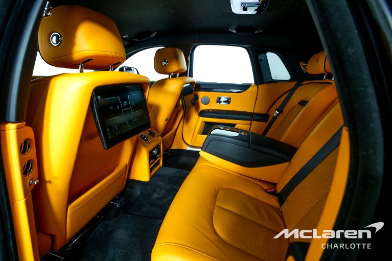 Used-2022-Rolls-Royce-Ghost
