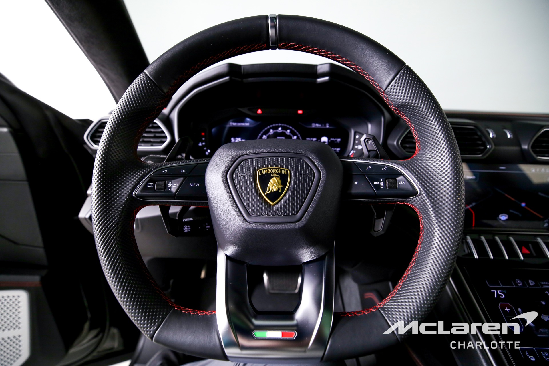 Used 2022 Lamborghini Urus | Charlotte, NC