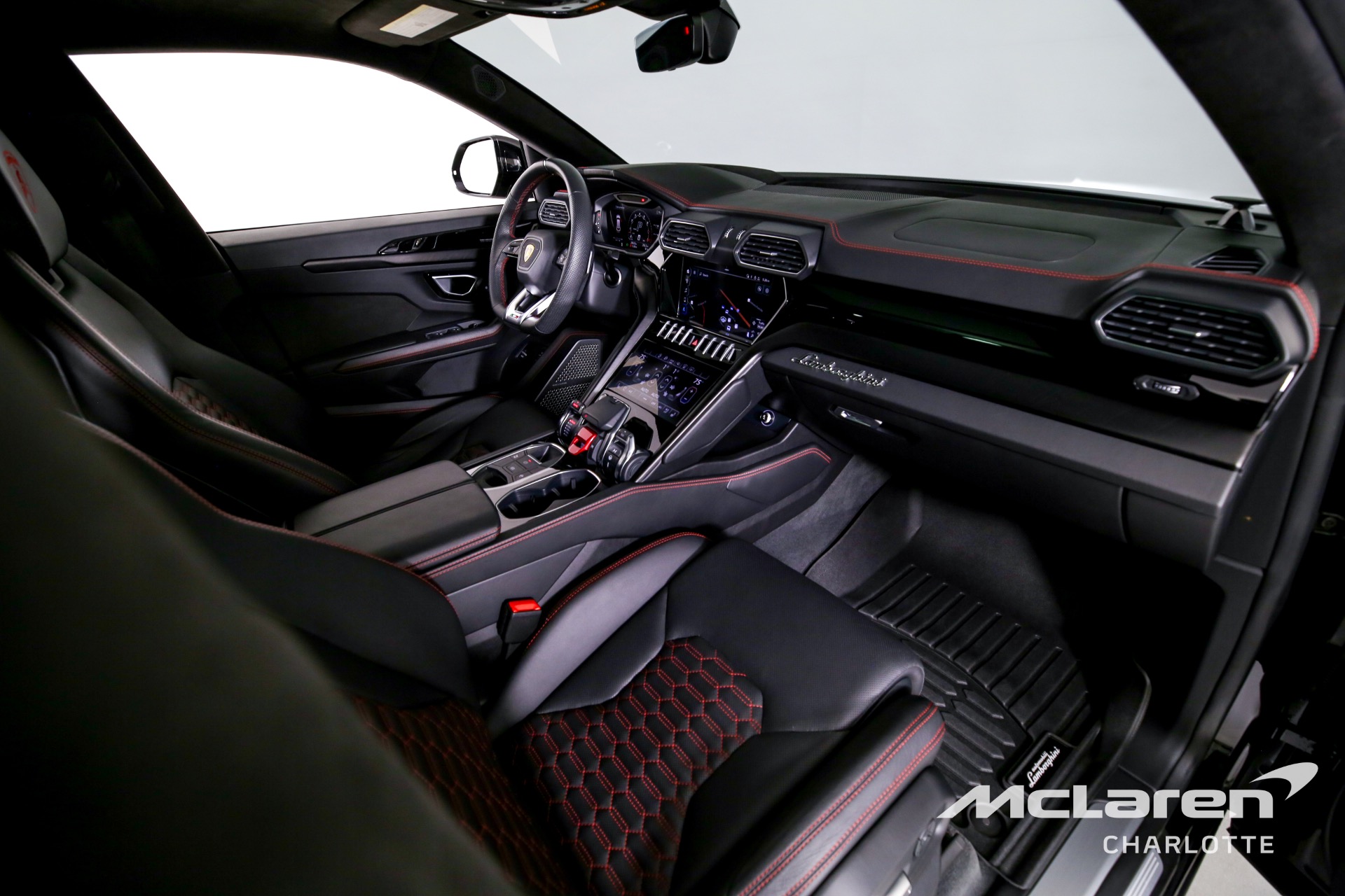Used 2022 Lamborghini Urus | Charlotte, NC