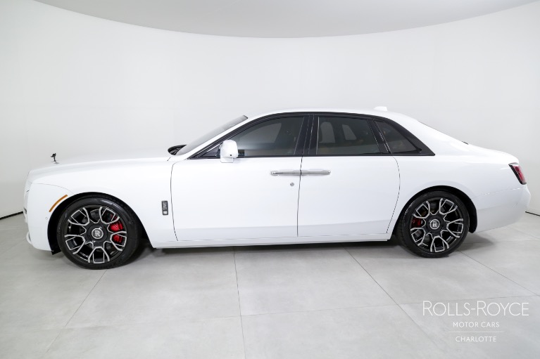 Used-2022-Rolls-Royce-Black-Badge-Ghost