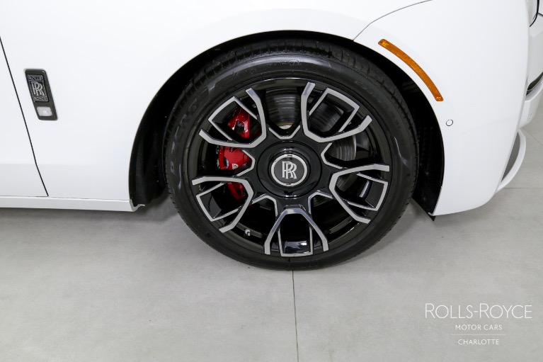 Used-2022-Rolls-Royce-Ghost-Black-Badge