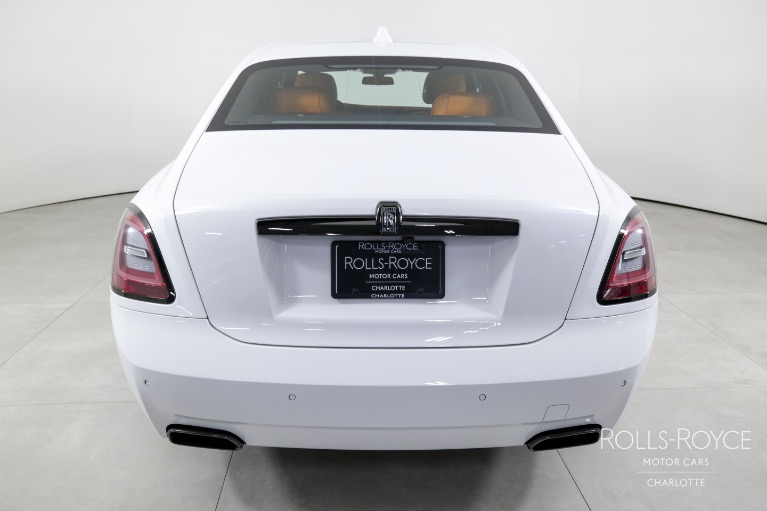 Used-2022-Rolls-Royce-Black-Badge-Ghost