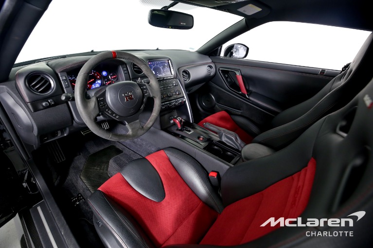 Used-2016-Nissan-GT-R-NISMO