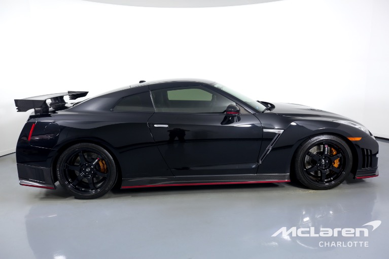 Used-2016-Nissan-GT-R-NISMO