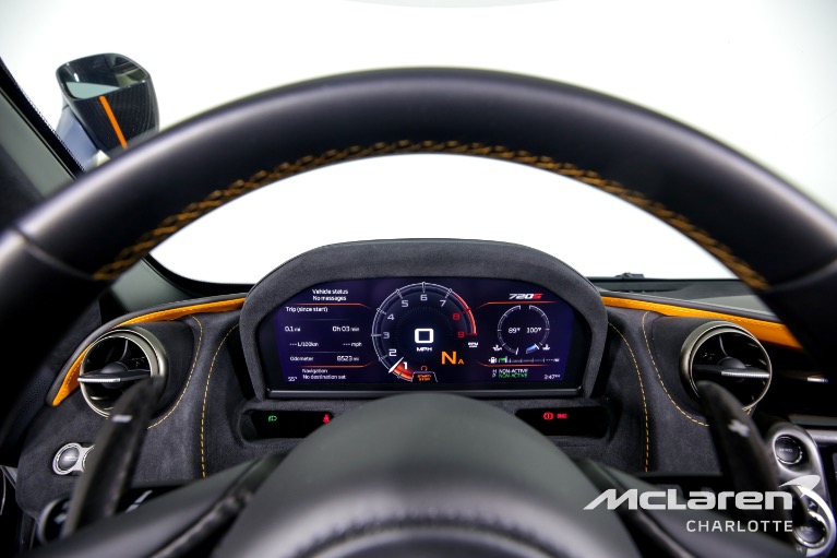 Used-2020-McLaren-720S-Spider-Performance