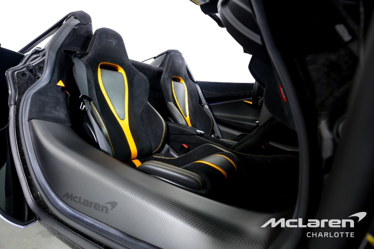 Used-2020-McLaren-720S-Spider-Performance