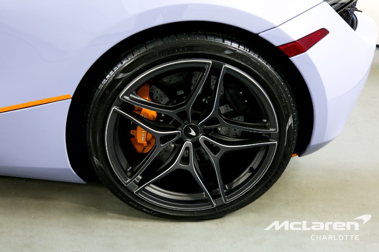 Used-2020-McLaren-720S-Spider-Performance
