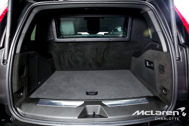 Used-2022-Cadillac-Escalade-ESV-Luxury