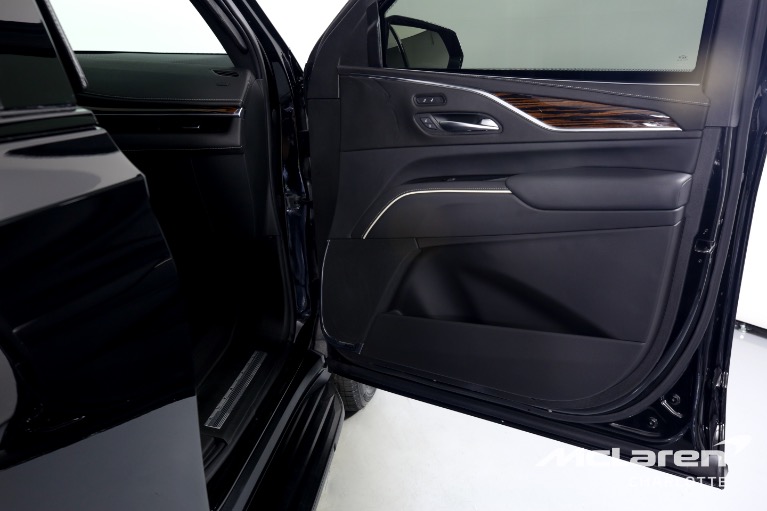 Used-2022-Cadillac-Escalade-ESV-Luxury