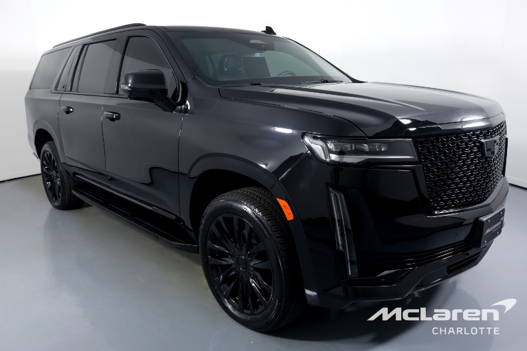 Used-2022-Cadillac-Escalade-ESV-Luxury