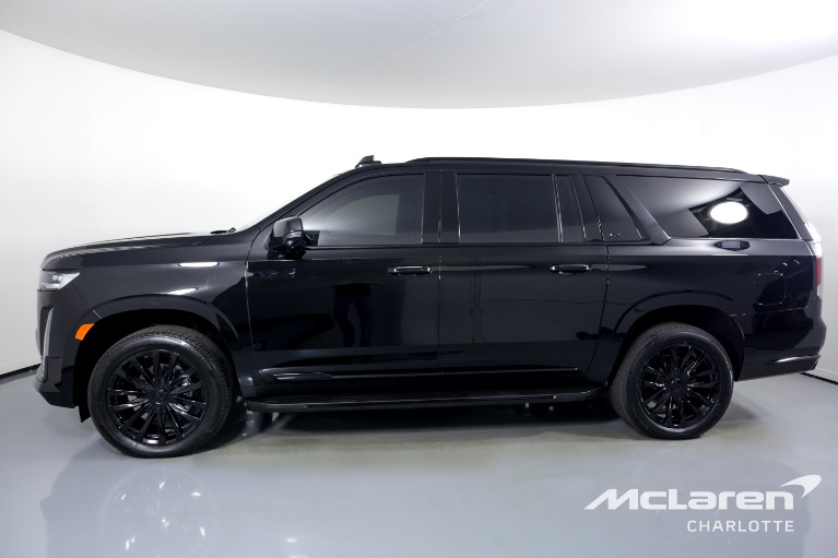Used-2022-Cadillac-Escalade-ESV-Luxury
