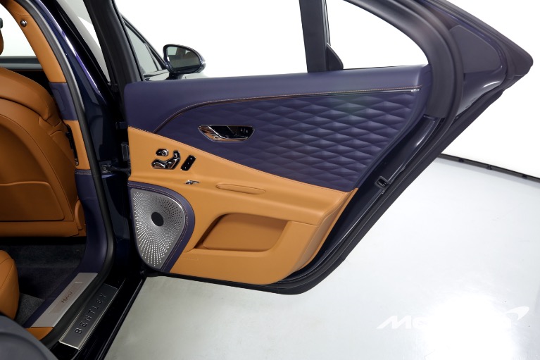 Used-2022-Bentley-Flying-Spur-Hybrid