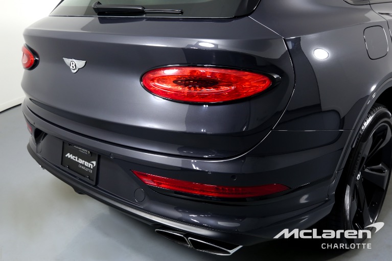 Used-2021-Bentley-Bentayga-V8