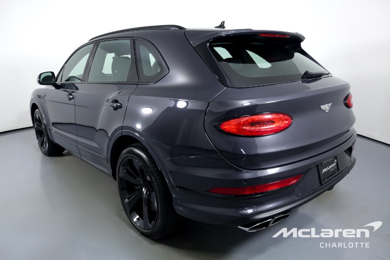 Used-2021-Bentley-Bentayga-V8