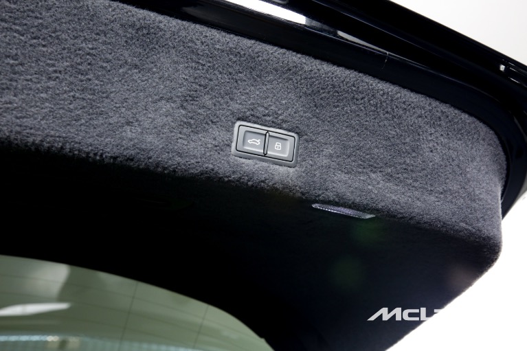 Used-2021-Lamborghini-Urus