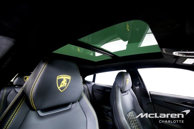 Used-2021-Lamborghini-Urus