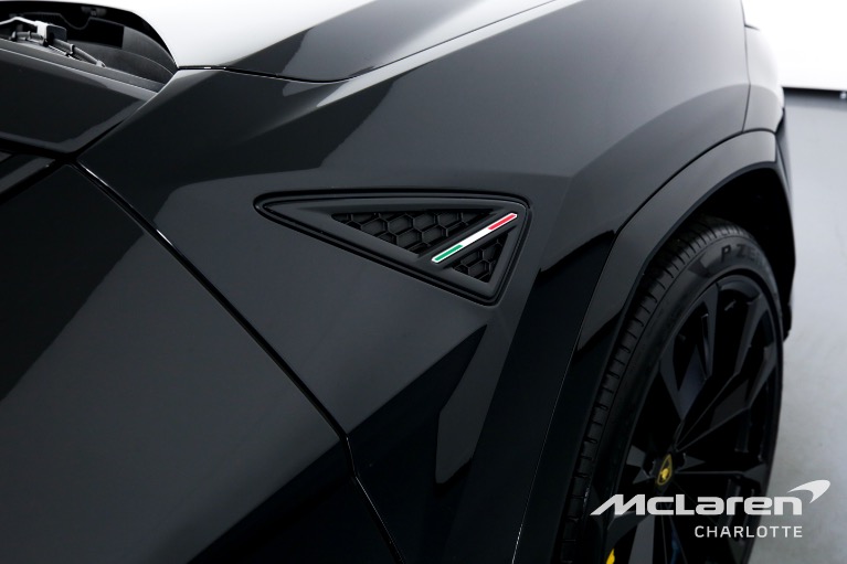 Used-2021-Lamborghini-Urus