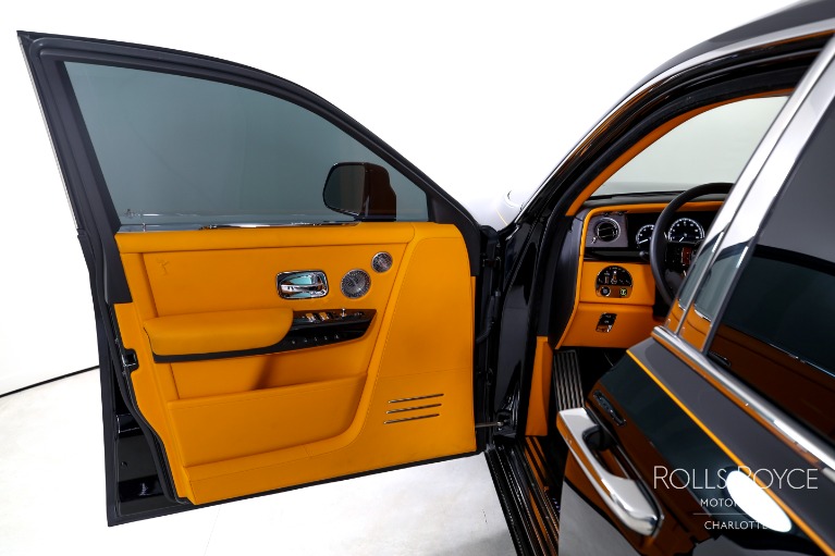 Used-2022-Rolls-Royce-Phantom-EWB