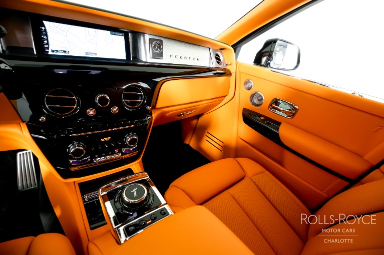 Used-2022-Rolls-Royce-Phantom-EWB